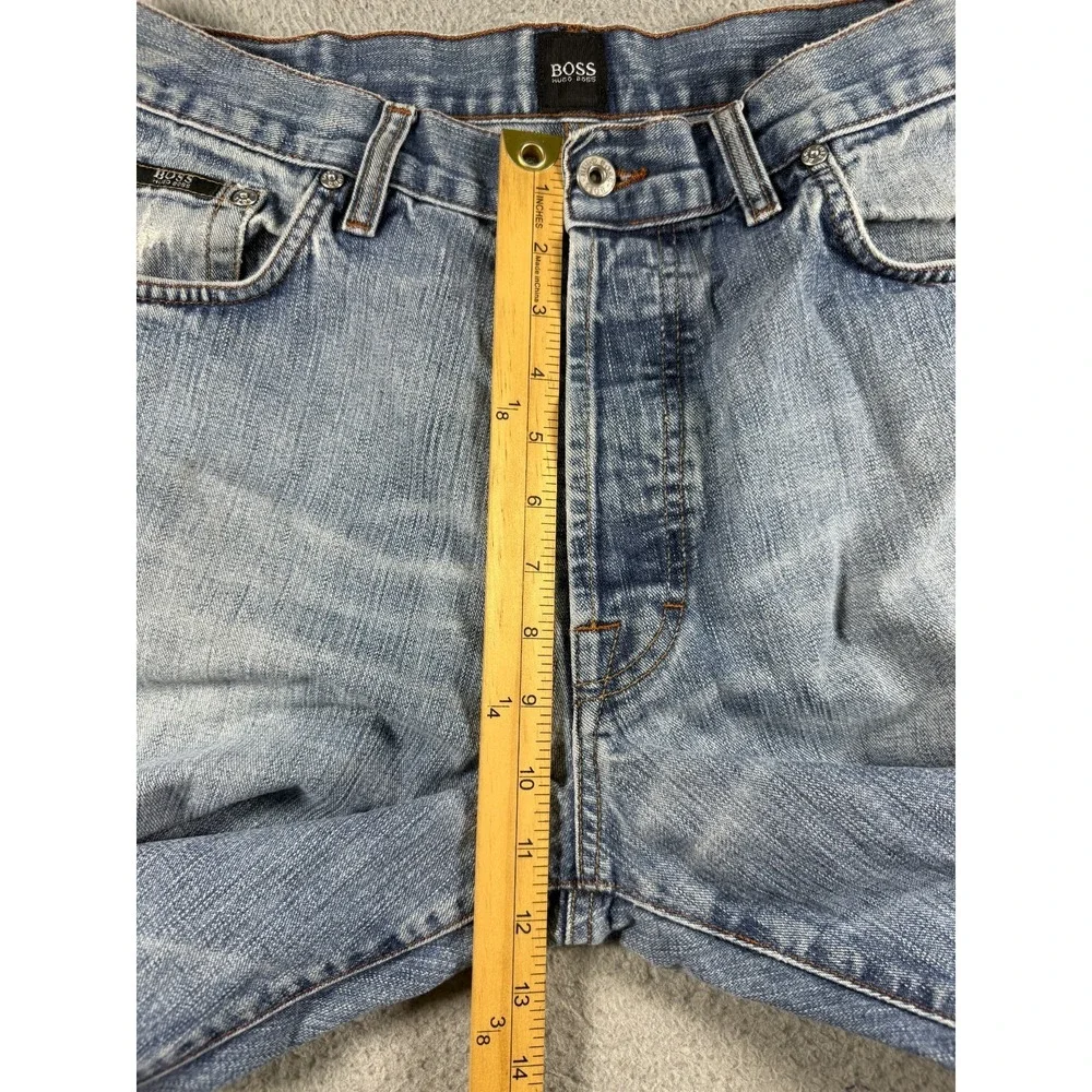 Vintage HUGO BOSS Fifties Straight Leg Denim Jeans Mens size 34x30 Button Fly